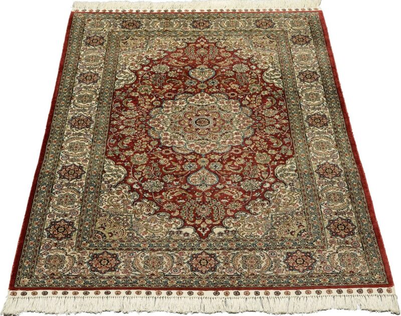 orientteppich-ghom-91-x-152-cm-seide-handgeknupft-1.jpg Ghom Orientteppich 91 × 152 cm, Seide, handgeknüpft