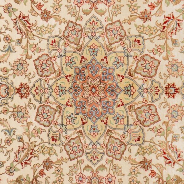 Hereke Orientteppich 107 × 170 cm, Seide, handgeknüpft