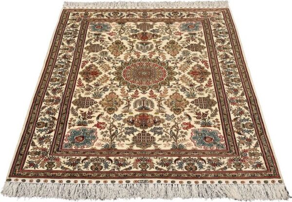 orientteppich-hereke-124-x-181-cm-seide-handgeknupft-antik-1.jpg Hereke Orientteppich 124 × 181 cm, Seide, handgeknüpft antik