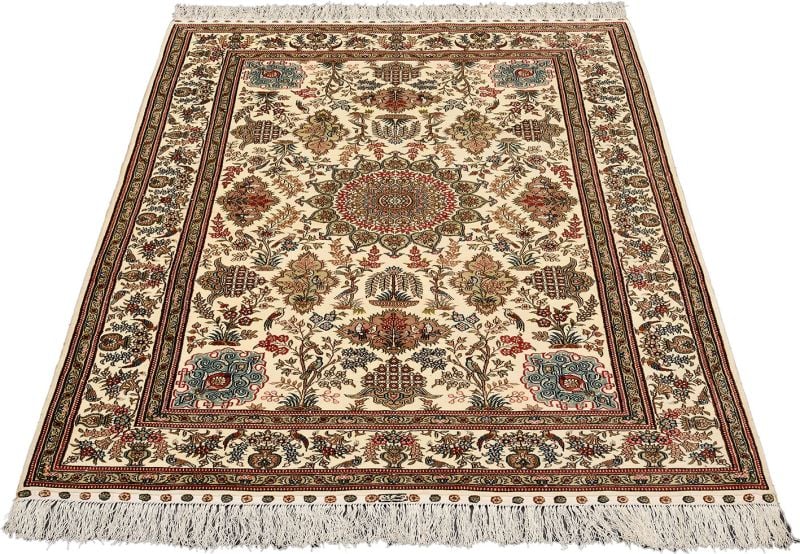 orientteppich-hereke-124-x-181-cm-seide-handgeknupft-antik-1.jpg Hereke Orientteppich 124 × 181 cm, Seide, handgeknüpft antik
