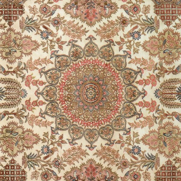 orientteppich-hereke-124-x-181-cm-seide-handgeknupft-antik-3.jpg Hereke Orientteppich 124 × 181 cm, Seide, handgeknüpft antik
