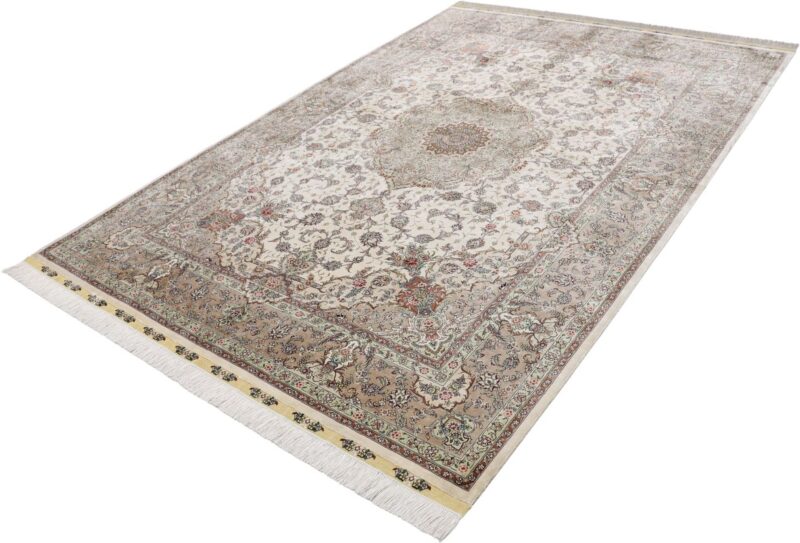 Hereke Orientteppich 171 × 243 cm, Seide, handgeknüpft