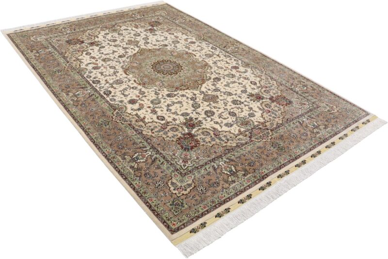 Hereke Orientteppich 171 × 243 cm, Seide, handgeknüpft