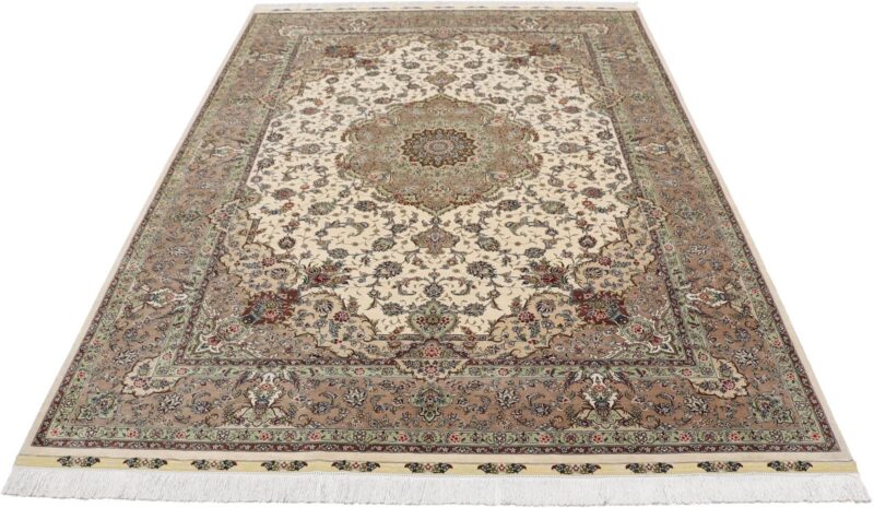 Hereke Orientteppich 171 × 243 cm, Seide, handgeknüpft