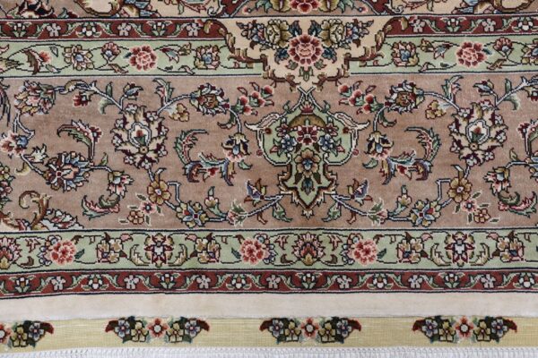 Hereke Orientteppich 171 × 243 cm, Seide, handgeknüpft