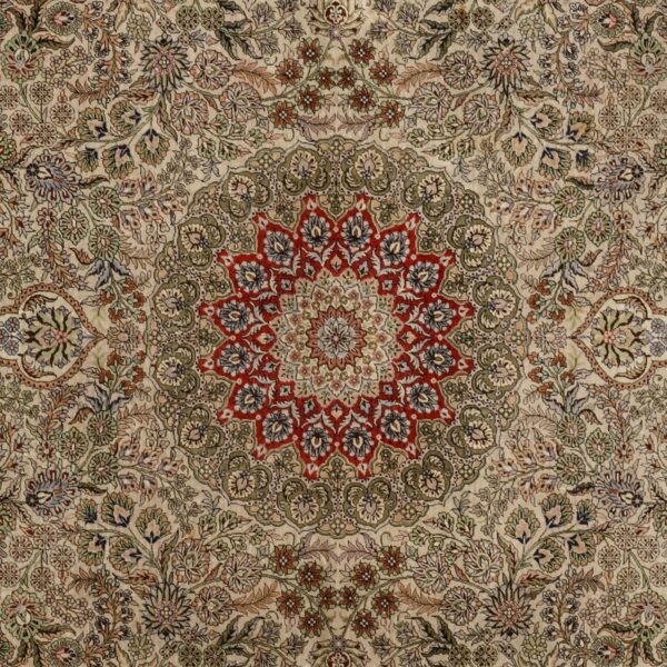 Hereke Orientteppich 179 × 244 cm, Seide, handgeknüpft