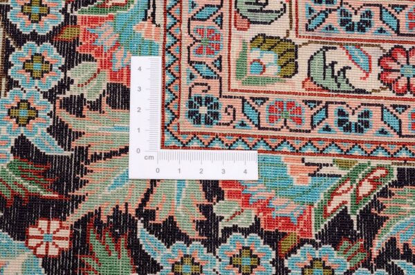 Hereke Orientteppich 220 × 311 cm, Seide, handgeknüpft