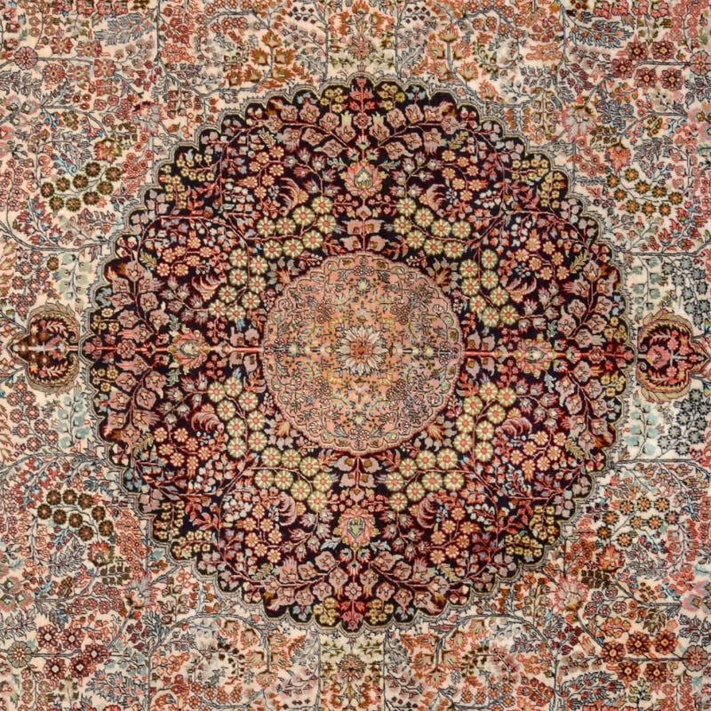 Hereke Orientteppich 246 × 300 cm, Seide, handgeknüpft