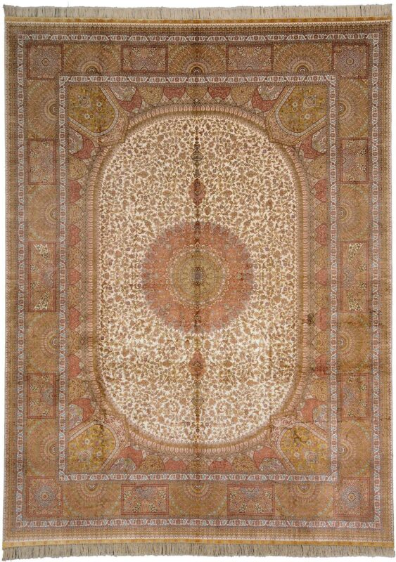 Hereke Orientteppich 270 × 365 cm, Seide, handgeknüpft