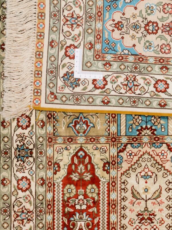 orientteppich-hereke-62-x-92-cm-seide-handgeknupft-5.jpg Hereke Orientteppich 62 × 92 cm, Seide, handgeknüpft