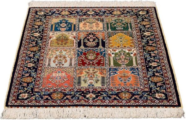Hereke Orientteppich 64 × 94 cm, Seide, handgeknüpft