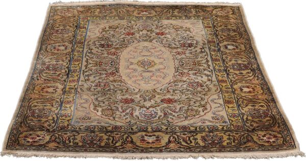 orientteppich-hereke-76-x-103-cm-seide-handgeknupft-antik-1.jpg Hereke Orientteppich 76 × 103 cm, Seide, handgeknüpft antik