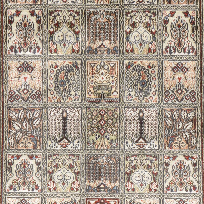 Hereke Orientteppich 77 × 118 cm, Seide, handgeknüpft