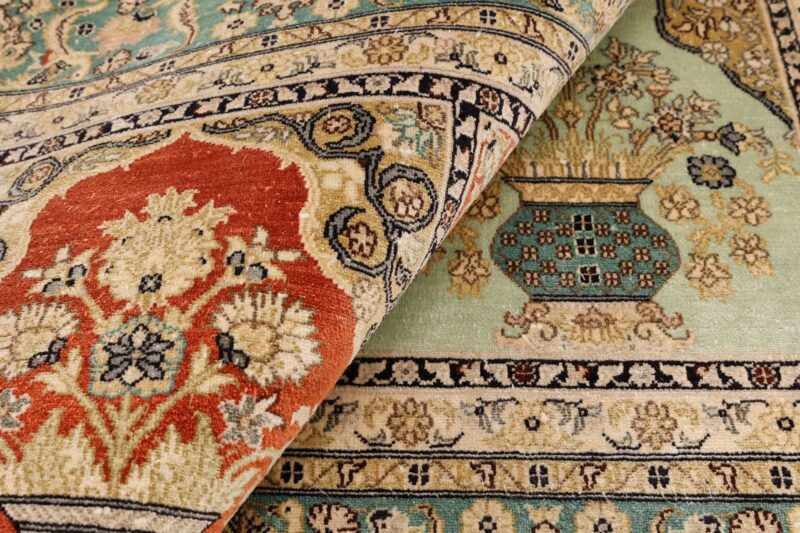 orientteppich-hereke-78-x-123-cm-seide-handgeknupft-18.jpg Hereke Orientteppich 78 × 123 cm, Seide, handgeknüpft