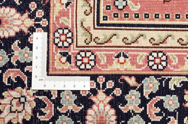 Hereke Orientteppich 79 × 123 cm, Seide, handgeknüpft exklusiv