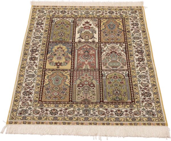 Hereke Orientteppich 79 × 124 cm, Seide, handgeknüpft hochfein