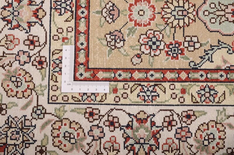 Hereke Orientteppich 79 × 124 cm, Seide, handgeknüpft hochfein