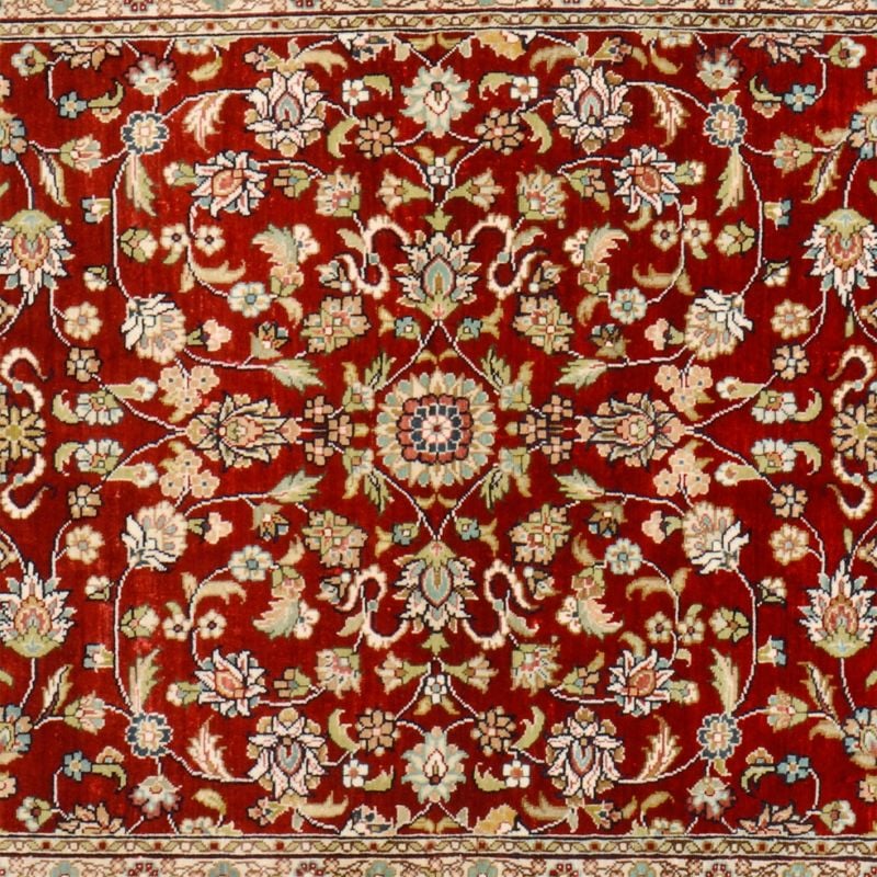 Hereke Orientteppich 95 × 155 cm, Seide, handgeknüpft