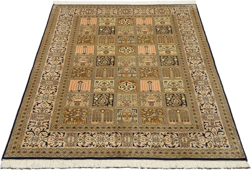 Indien Orientteppich 121 × 186 cm, Seide, handgeknüpft