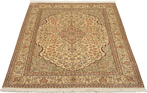 Indien Orientteppich 127 × 182 cm, Seide, handgeknüpft