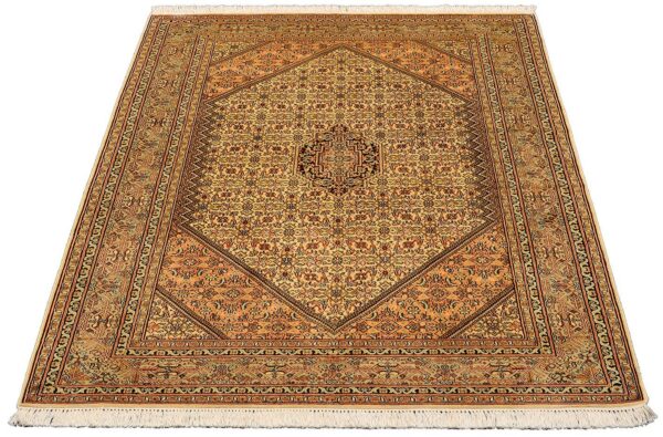 Indien Orientteppich 132 × 186 cm, Seide, handgeknüpft