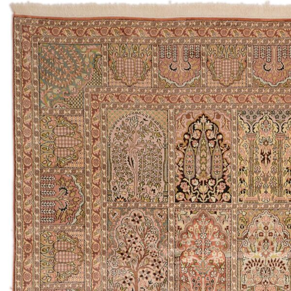 Indien Orientteppich 273 × 370 cm, Seide, handgeknüpft