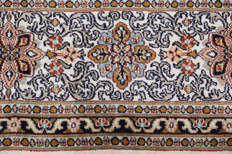 orientteppich-kaschmir-165-x-248-cm-seide-handgeknupft-7.jpg Kaschmir Orientteppich 165 × 248 cm, Seide, handgeknüpft