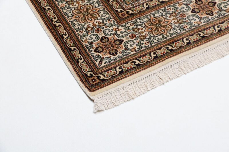 Kaschmir Orientteppich 172 × 246 cm, Seide, handgeknüpft
