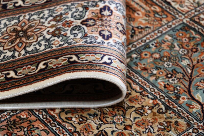 Kaschmir Orientteppich 172 × 246 cm, Seide, handgeknüpft