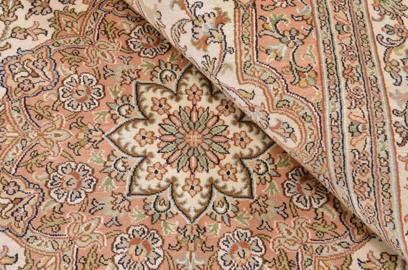 Kaschmir Orientteppich 175 × 246 cm, Seide, handgeknüpft