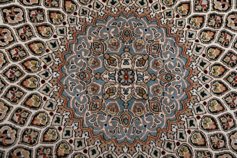 Kaschmir Orientteppich 187 × 183 cm, Seide, handgeknüpft