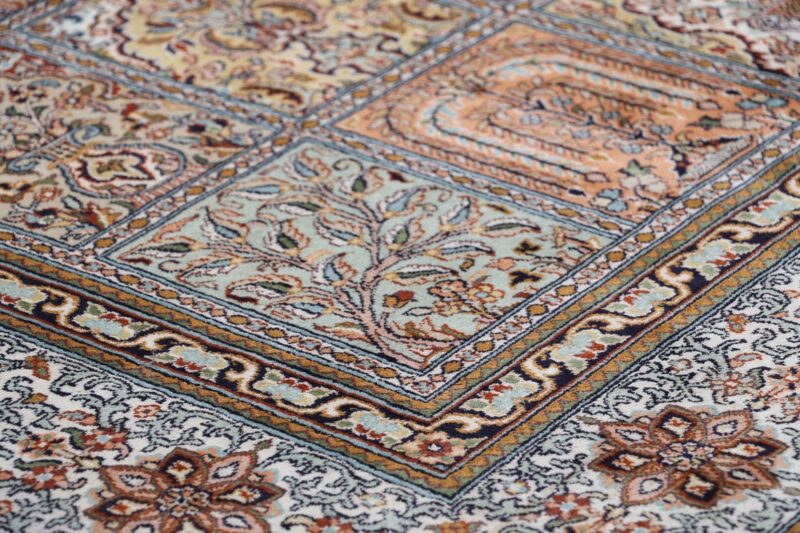 Kaschmir Orientteppich 208 × 297 cm, Seide, handgeknüpft