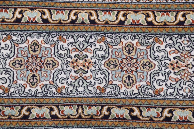 Kaschmir Orientteppich 208 × 297 cm, Seide, handgeknüpft