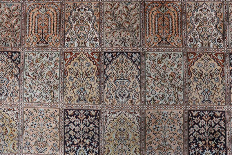 Kaschmir Orientteppich 208 × 307 cm, Seide, handgeknüpft fein