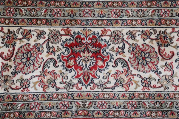 orientteppich-kaschmir-246-x-340-cm-seide-handgeknupft-7.jpg Kaschmir Orientteppich 246 × 340 cm, Seide, handgeknüpft