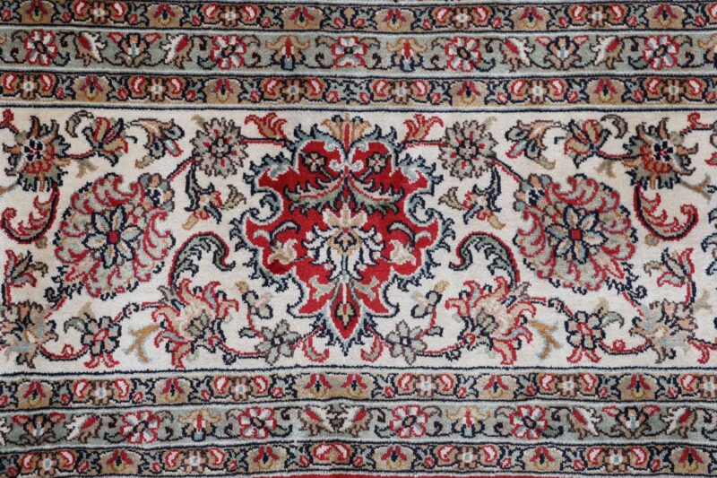 orientteppich-kaschmir-246-x-340-cm-seide-handgeknupft-7.jpg Kaschmir Orientteppich 246 × 340 cm, Seide, handgeknüpft