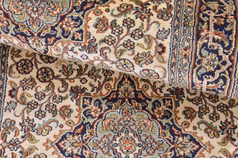 Kaschmir Orientteppich 78 × 322 cm, Seide, handgeknüpft