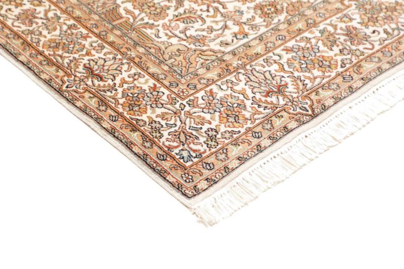 Kashmir Orientteppich 126 × 191 cm, Seide, handgeknüpft