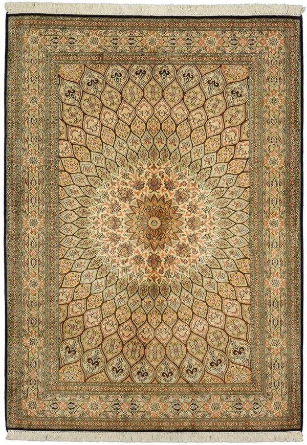 Kashmir Orientteppich 131 × 280 cm, Seide, handgeknüpft