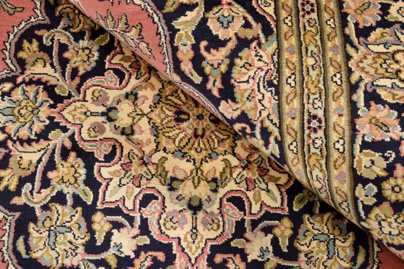 Kashmir Orientteppich 151 × 223 cm, Seide, handgeknüpft