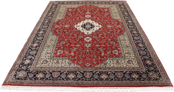 Kashmir Orientteppich 168 × 239 cm, Seide, handgeknüpft Pastell