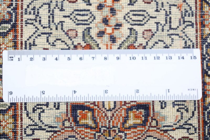 Kashmir Orientteppich 168 × 245 cm, Seide, handgeknüpft