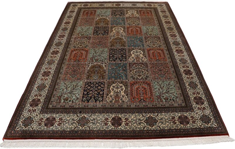 Kashmir Orientteppich 168 × 245 cm, Seide, handgeknüpft