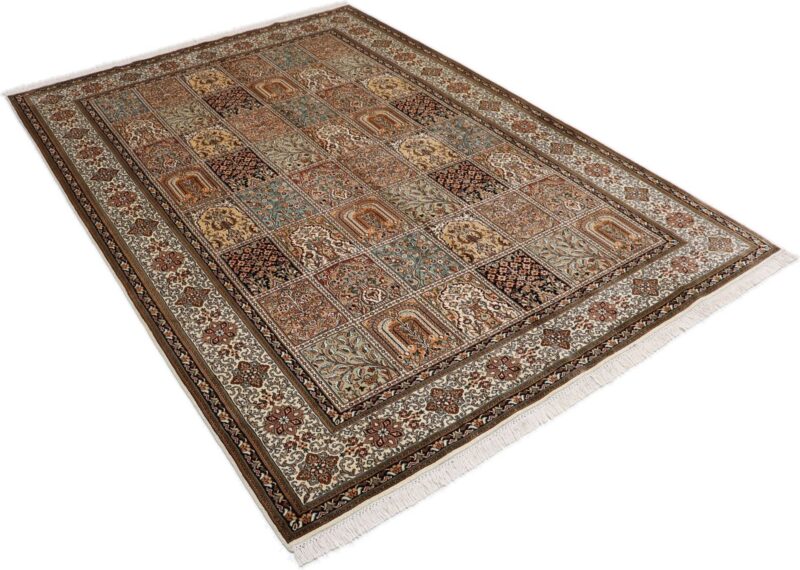Kashmir Orientteppich 169 × 244 cm, Seide, handgeknüpft