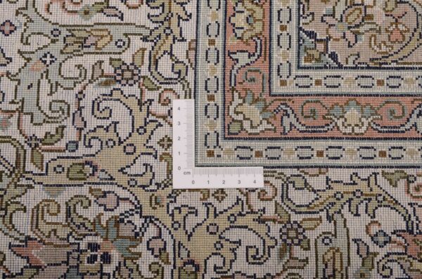 Kashmir Orientteppich 169 × 252 cm, Seide, handgeknüpft