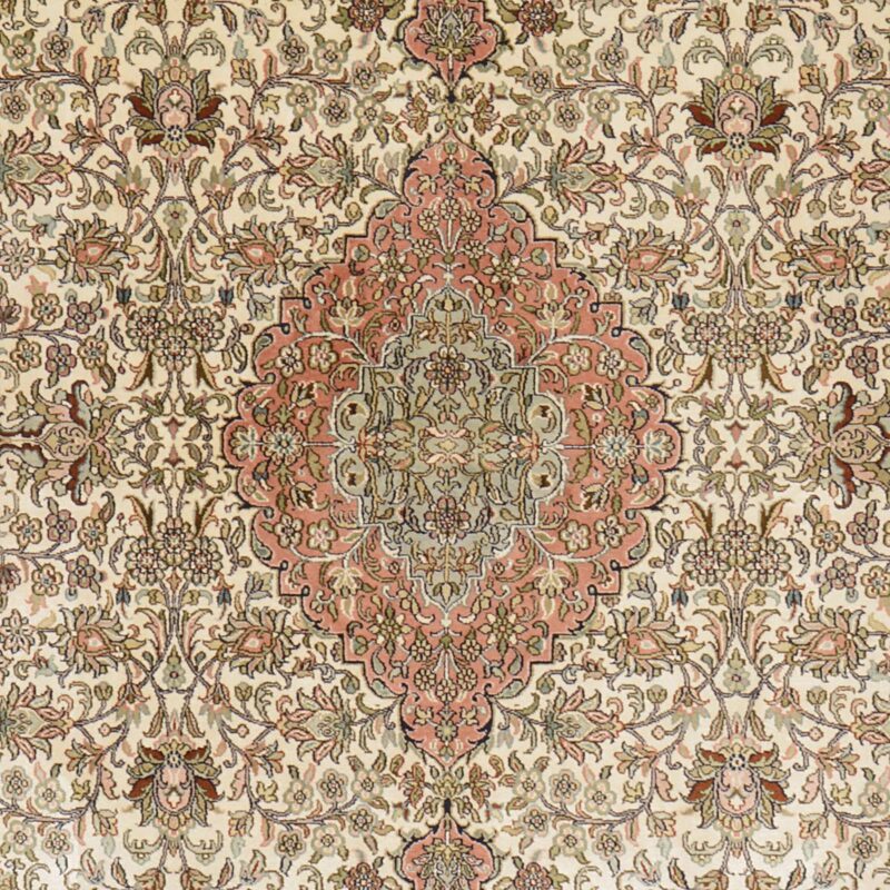 Kashmir Orientteppich 169 × 252 cm, Seide, handgeknüpft