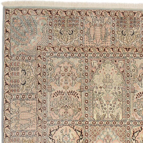 Kashmir Orientteppich 170 × 240 cm, Seide, handgeknüpft