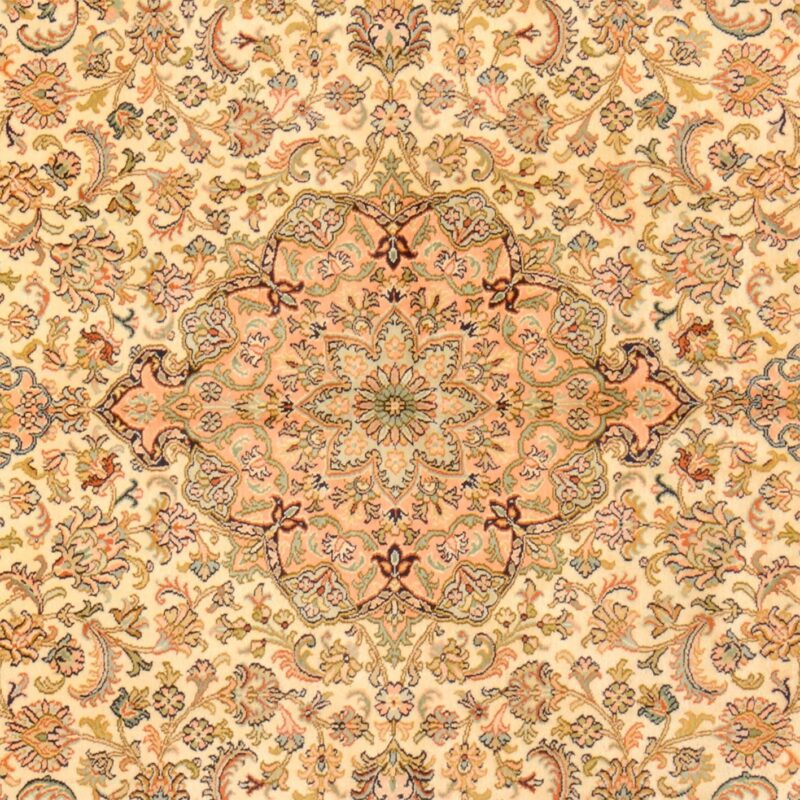 Kashmir Orientteppich 170 × 247 cm, Seide, handgeknüpft