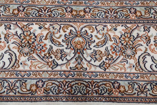 Kashmir Orientteppich 171 × 243 cm, Seide, handgeknüpft Pastell