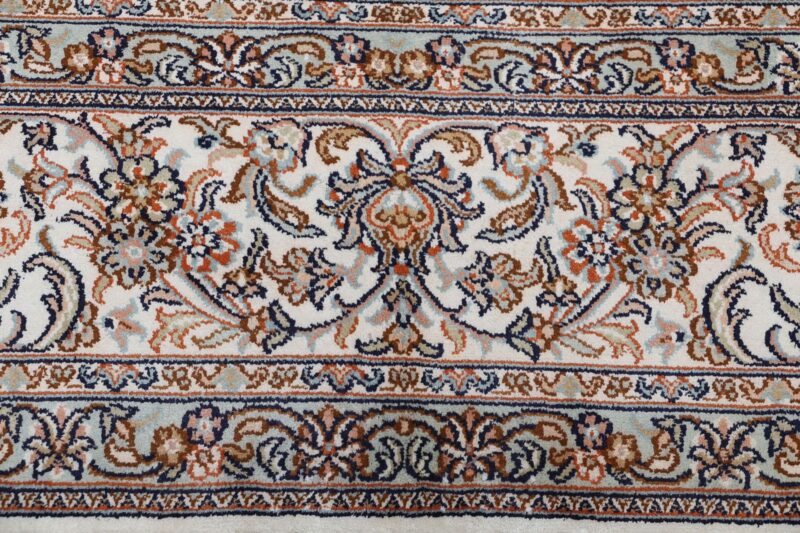 Kashmir Orientteppich 171 × 243 cm, Seide, handgeknüpft Pastell